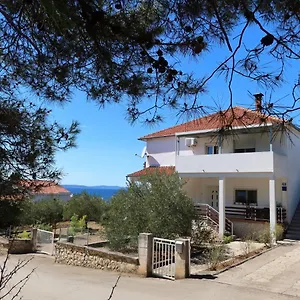 https://haus-katic-300s.hotelinzadar.com
